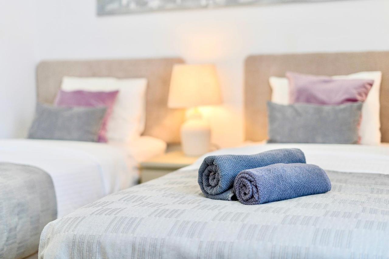 Black Beach Luxury Vacation House ปัวร์โตเดซานตีอาโก ภายนอก รูปภาพ